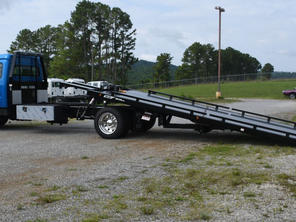 2025 Freightliner M2 106 Ext Cab · 12 Series Rollback — photo 7 of 10