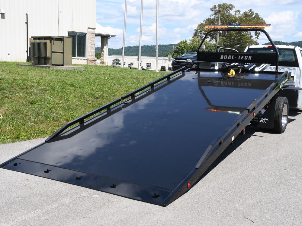 2026 Ford F-550 XL · 7.3 Gas · 10 Series Rollback — photo 8 of 10