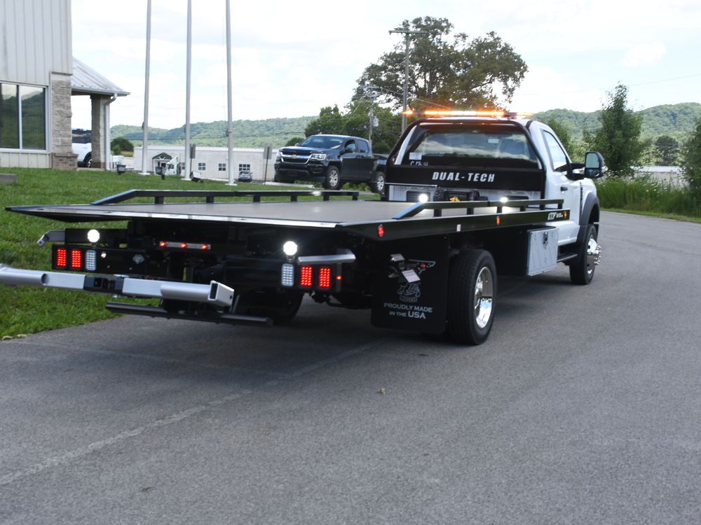 2026 Ford F-550 XL · 7.3 Gas · 10 Series Rollback — photo 2 of 10