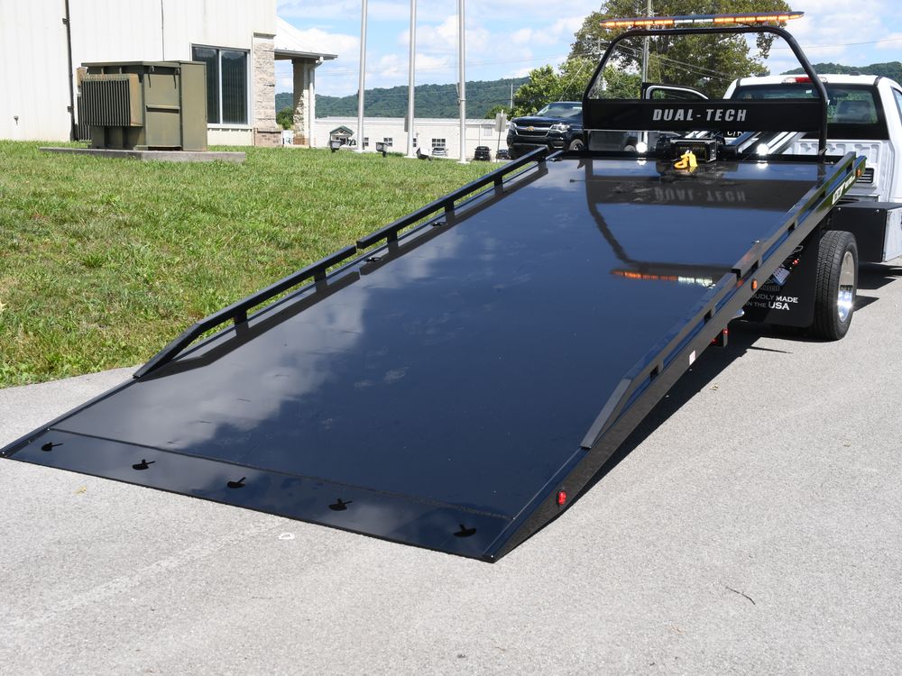 2026 Ford F-550 XL · 7.3 Gas · 10 Series Rollback — photo 8 of 10