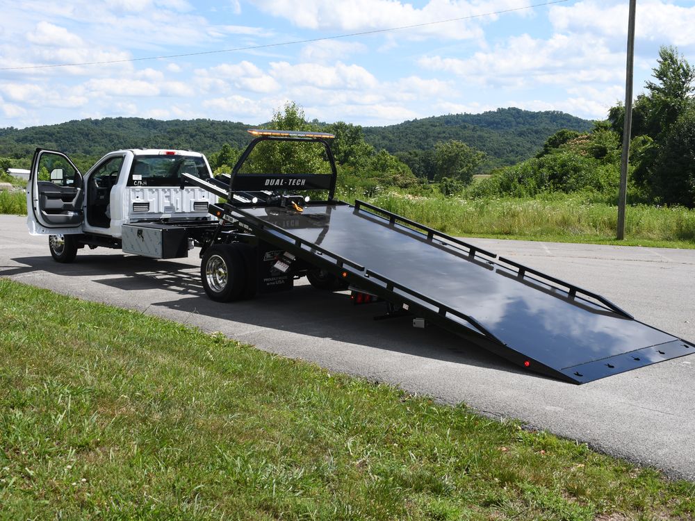 2026 Ford F-550 XL · 7.3 Gas · 10 Series Rollback — photo 9 of 10