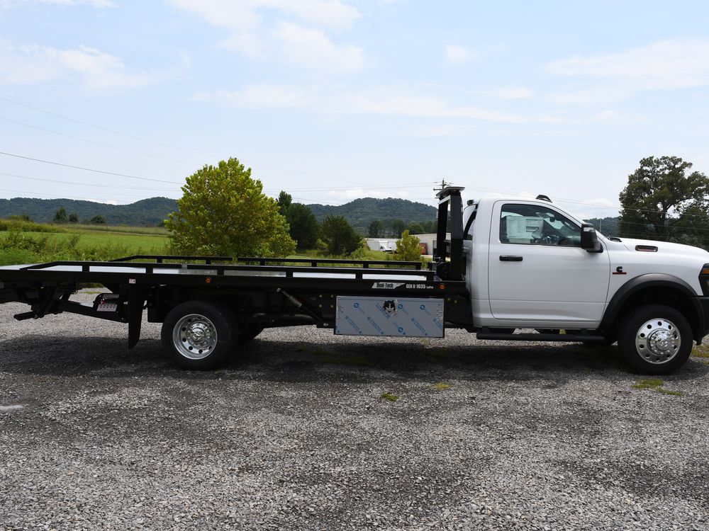 2026 Ram 5500 Tradesman · 10 Series Rollback — photo 2 of 10