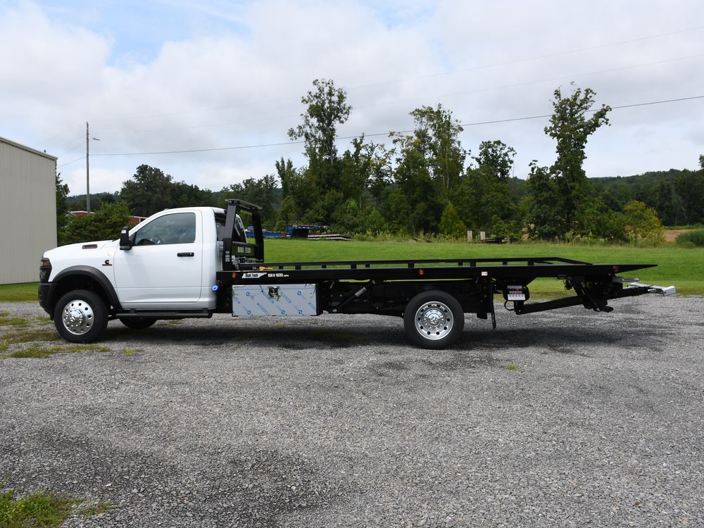 2026 Ram 5500 Tradesman · 10 Series Rollback — photo 3 of 10