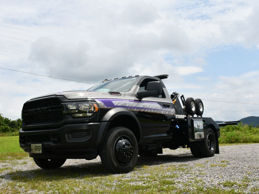2024 Ram 5500 SL-40 self-loader — photo 9 of 10