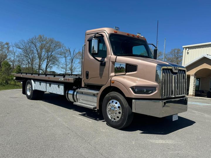 Western Star carrier